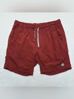 Vuori Kore Shorts Mens Large Red Lined 7’ Inseam Active Training Performance
